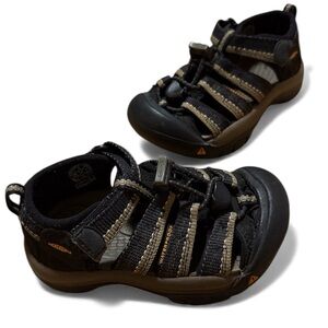 KEEN KIDS VENICE H2 HIKING OUTDOOR CAMPING WATER SANDALS SHOES SZ 8 BLACK BROWN